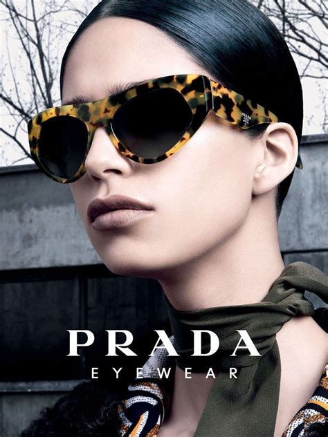 prada glasses outlet